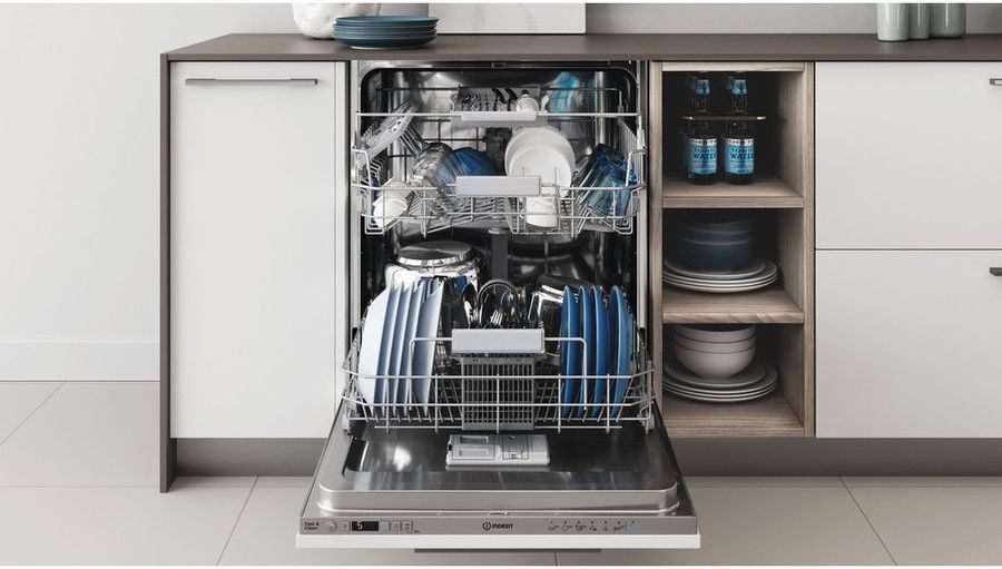 Купить Встраиваемая посудомоечная машина Indesit DIC 3B+16 A — Фото 3