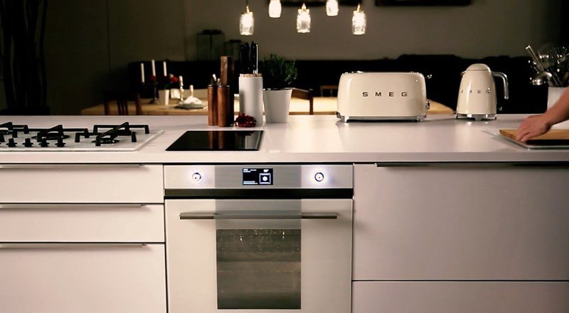 Купить Чайник SMEG KLF01CREU — Фото 10