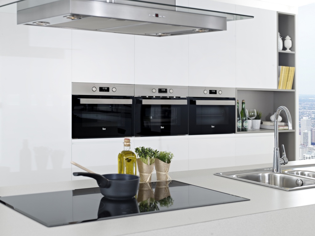 EBON COMPACT RANGE.jpg EBON COMPACT RANGE.jpg