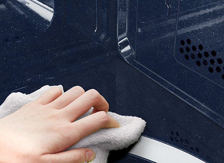 ru-feature-easy-clean-interior-95598932.jpg ru-feature-easy-clean-interior-95598932.jpg